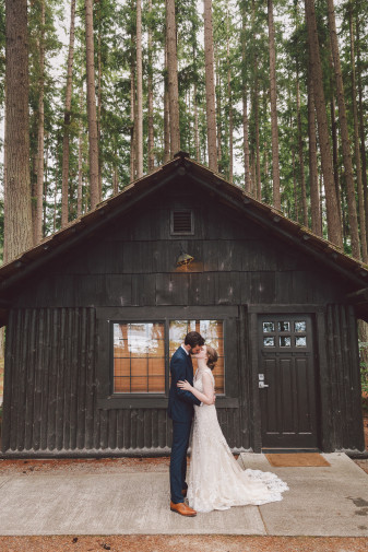 Kitsap Memorial State Park Wedding Venue in Poulsbo, WA