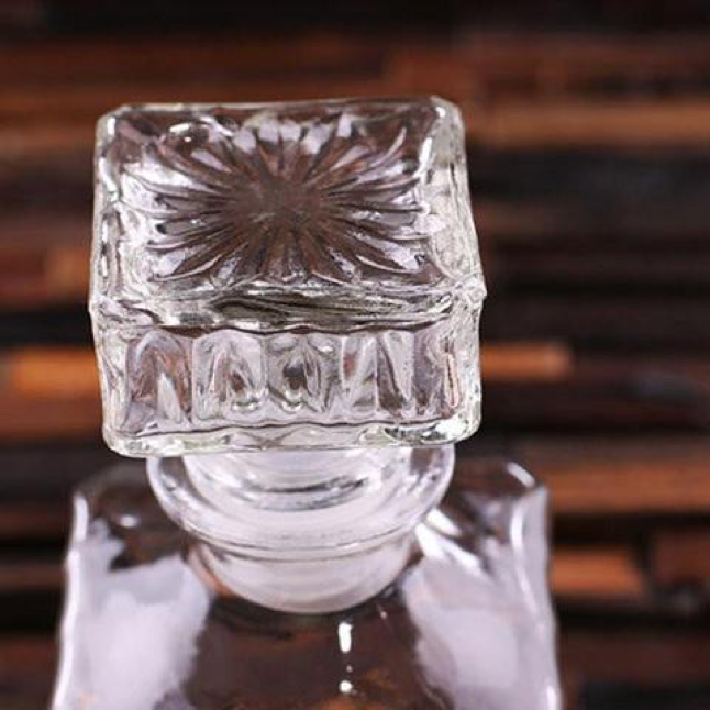 awesome groomsmen gifts, personalized decanter
