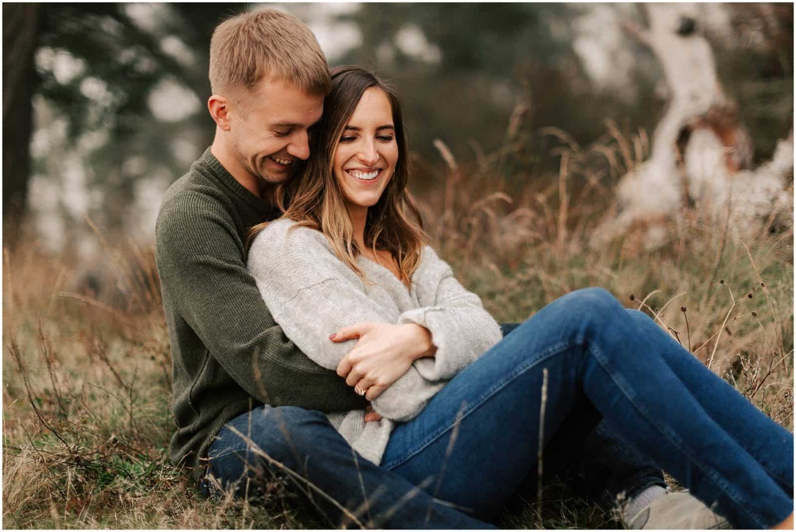 Outdoor Engagement Photos in the Gorgeous PNW